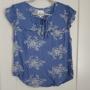 Misa Blue Floral Embroidered Ruffle Top Small